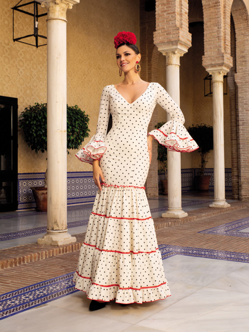 Traje de flamenca canastero blanco lunar negro