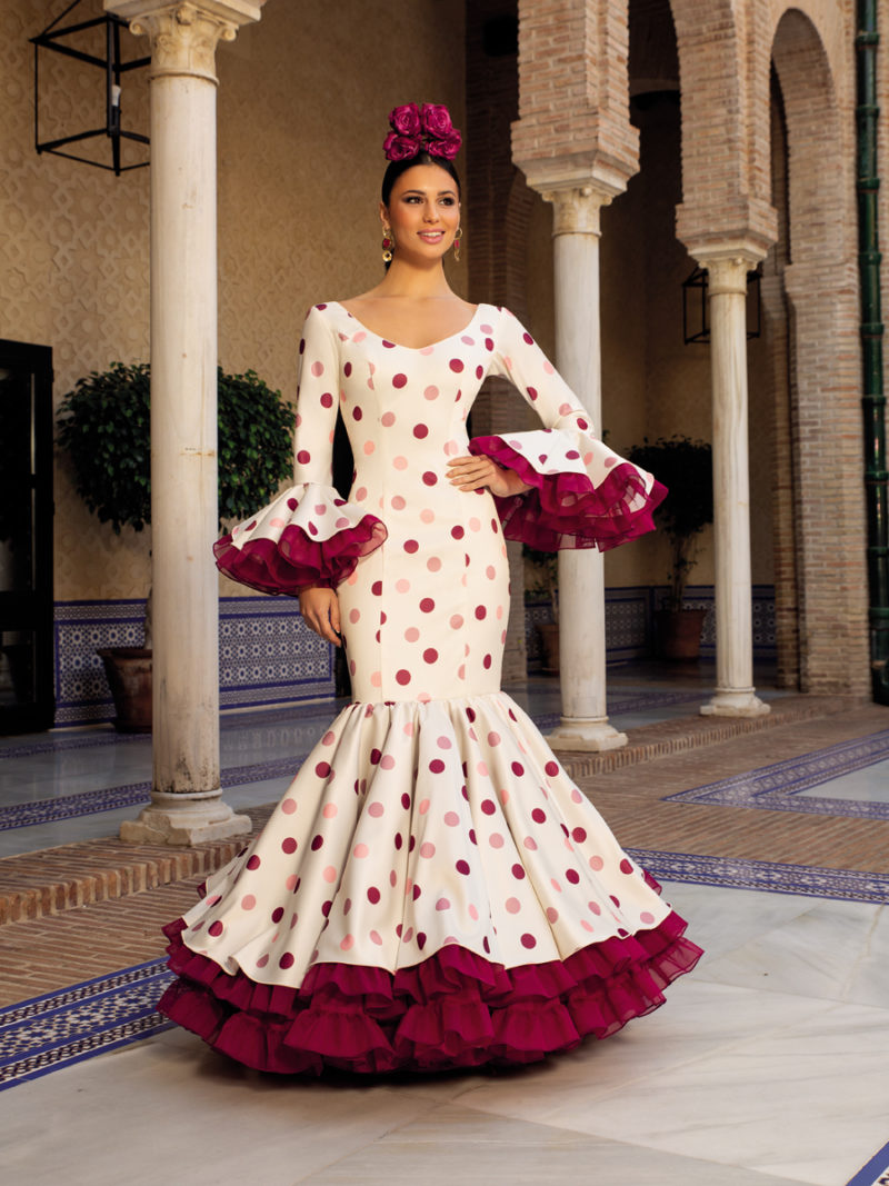 traje de flamenca lunares rosas